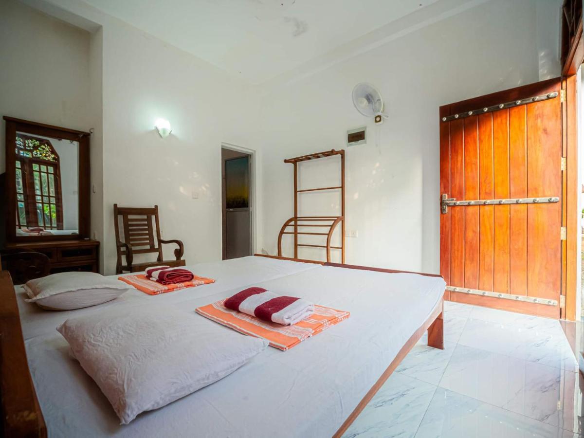 Surfing Guest House Matara Exterior foto